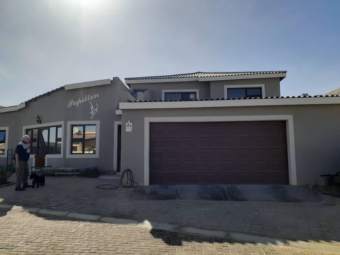 Property #2061810, House for sale in Henties Bay