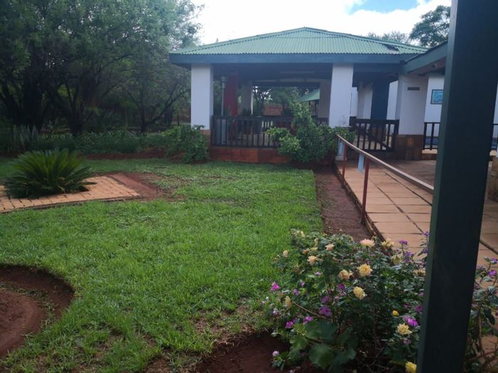 Property #1427107, Small Holding for sale in Leeuwfontein