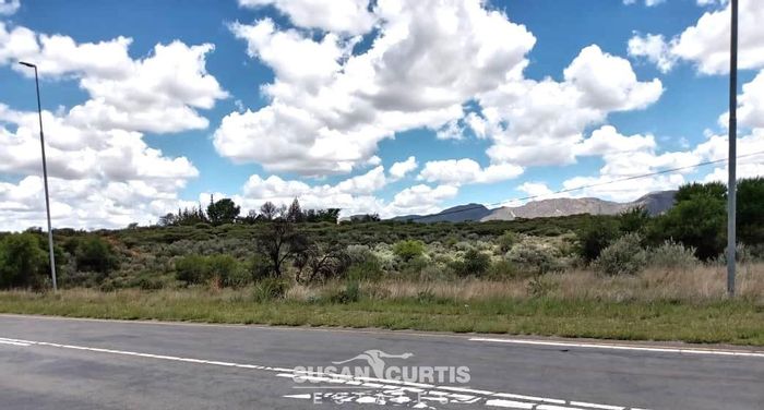 For Sale: Small Holding in Windhoek East with Development Potential and River Access.