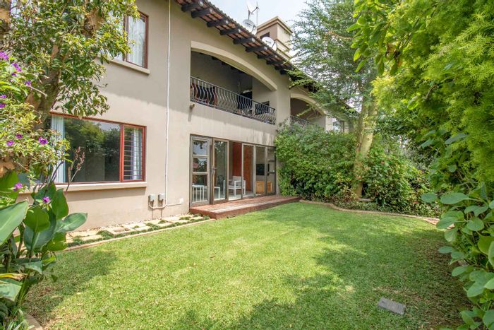 Property #2106992, Townhouse sold in Weltevreden Park