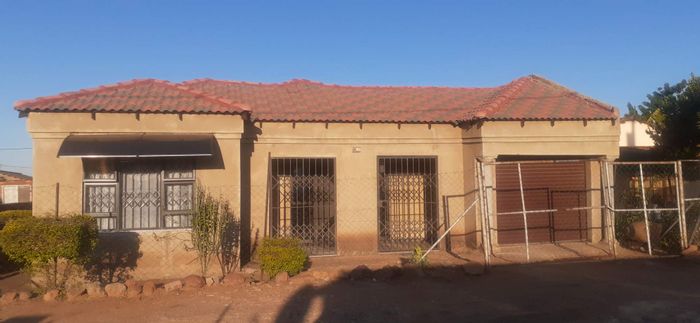 Property #2159936, House for sale in Soshanguve South Ext 13