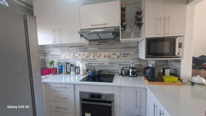 Property #2402212, Apartment Rental Monthly in Buccleuch