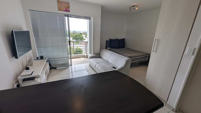 Property #2398215, Apartment For Sale in Windhoek Central