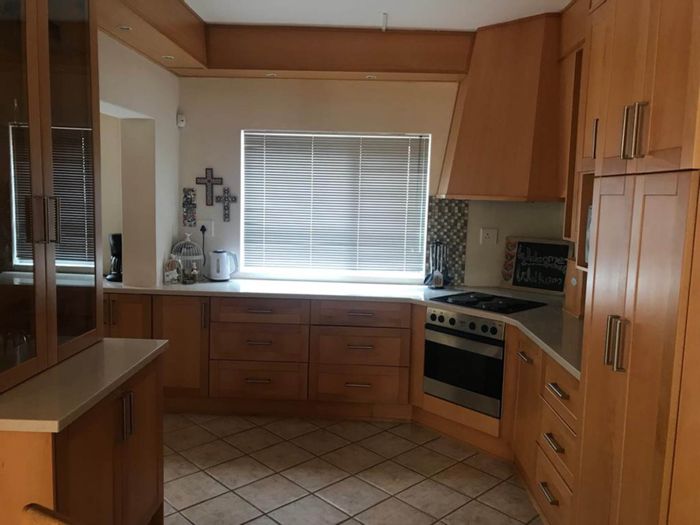 Property #1285777, House for sale in Hage Heights