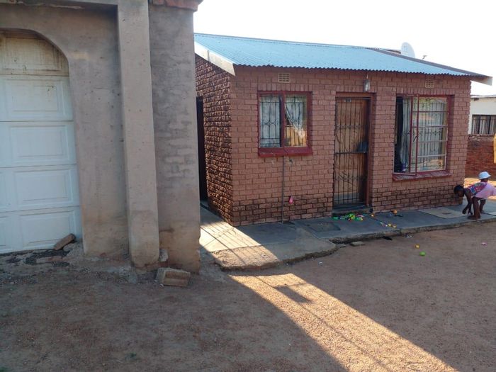 Property #2217102, House for sale in Soshanguve Ext