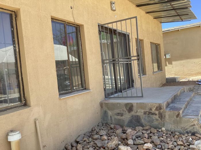 Property #2395467, Office Rental Monthly in Windhoek West