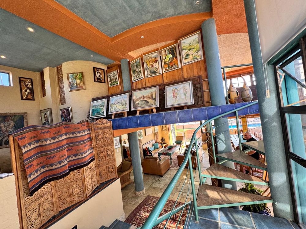 main entrance open plan 