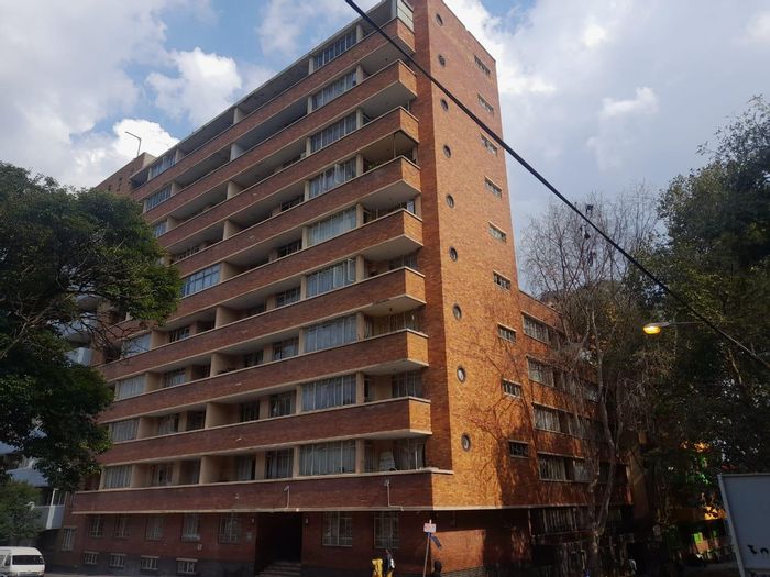Property #2239486, Apartment for sale in Hillbrow
