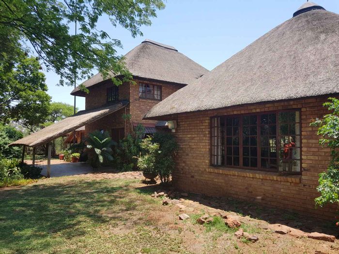 Property #2157329, Farm for sale in Roodepoort Central