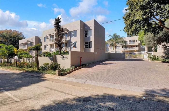 Property #2203360, Apartment rental monthly in Sandown