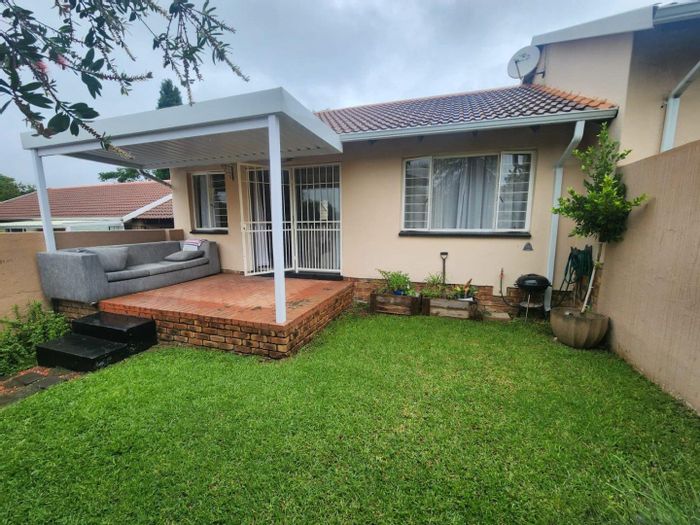 Property #2376185, Townhouse Rental Monthly in Northwold