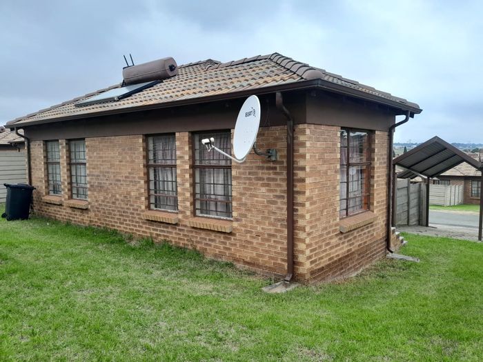 Property #2259104, House for sale in Midrand Central