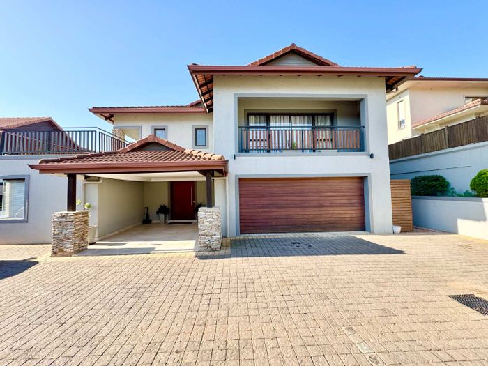 House to Rent in Izinga Ridge: 5 bedrooms, pool, security, and spacious living.