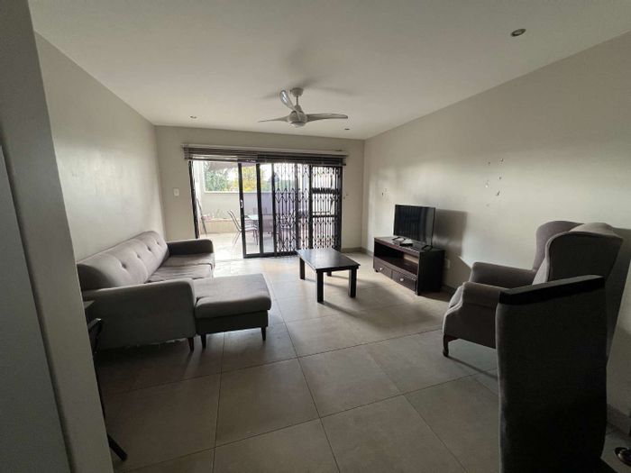 Menlo Park Apartment To Rent: 2 beds, ensuite, balcony, secure parking, close amenities.