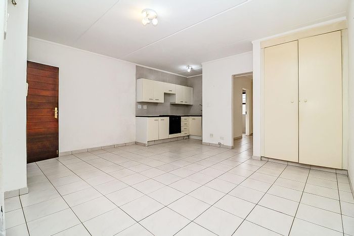 Property #2399375, Apartment For Sale in Morning Hill