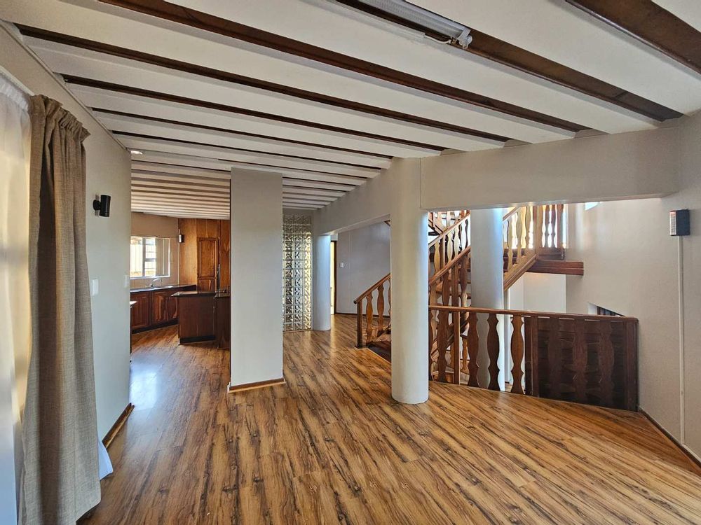 Dining room with sea view