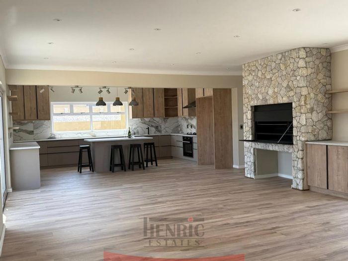 Property #2398460, House For Sale in Rossmund Golf Resort