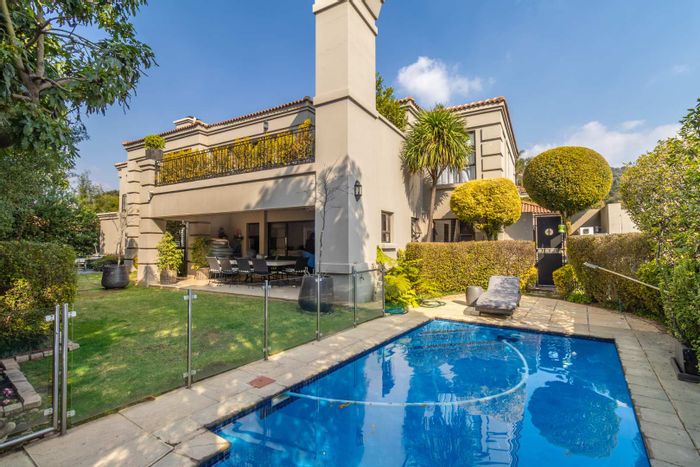 For Sale: Linksfield Cluster with 4 bedrooms, pool, and 24hr security.