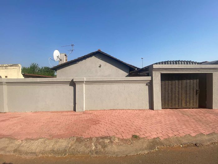 Property #2194872, House for sale in Zondi