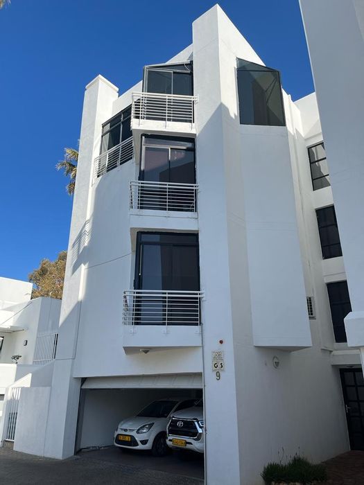 Property #2053170, Townhouse for sale in Klein Windhoek