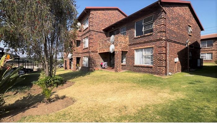 Property #2189355, Apartment rental monthly in Buccleuch