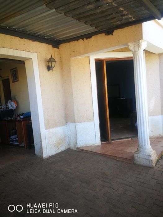 Property #2222162, House rental monthly in Mahube Valley