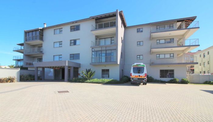 Property #2193719, Apartment sold in Hartenbos Central