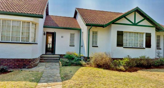 For Sale: Spacious Albemarle House with 4 Bedrooms, Flatlet, Pool, and Garages.