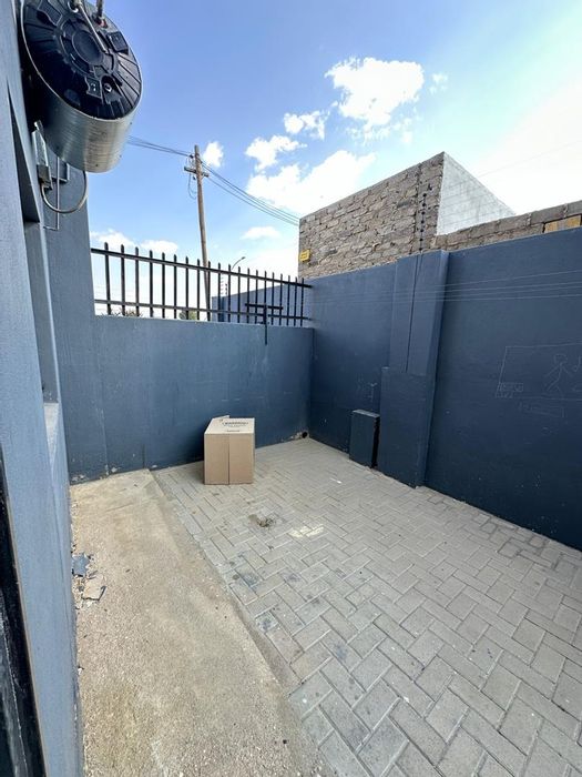 Property #2406953, Apartment For Sale in Wanaheda