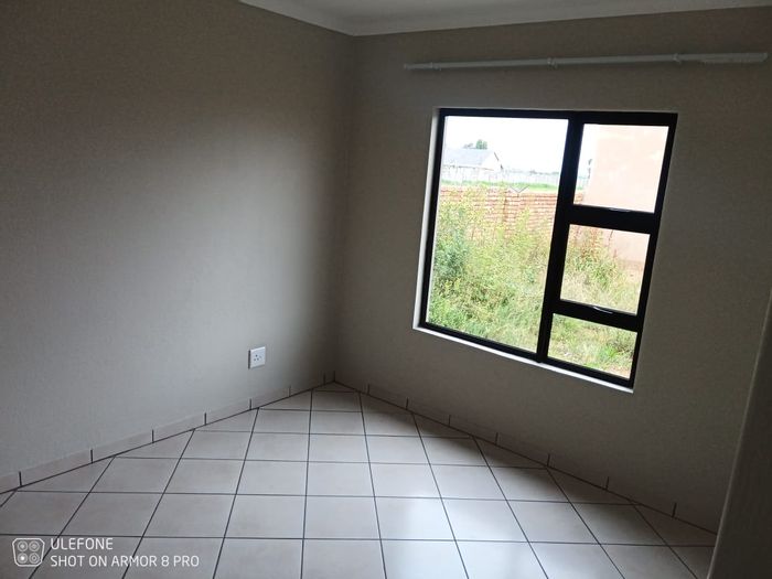 For Sale: House in Crystal Park with 2 rooms, parks, schools, and shopping nearby.