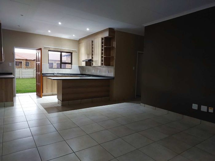 Property #2191767, Townhouse rental monthly in Riversdale