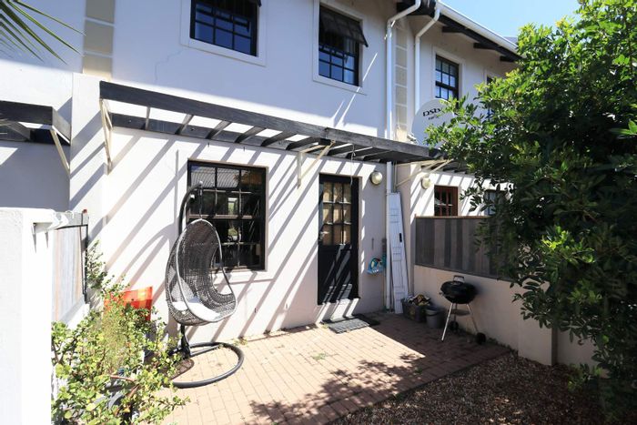 Property #2150652, Apartment rental monthly in Observatory