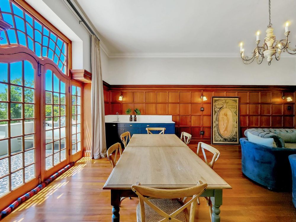 Common area at Greenways Manor House - the dining room