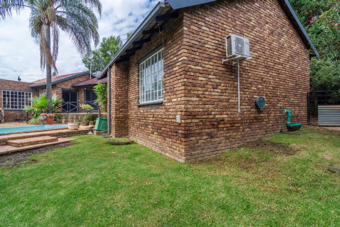 Property #2230255, House rental monthly in Radiokop