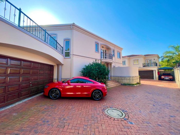 Property #2252714, Townhouse for sale in Umhlanga Rocks Central