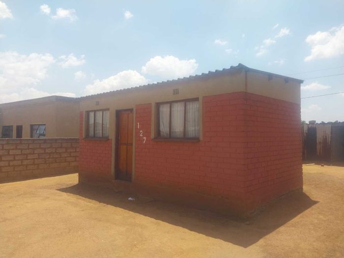 Property #2196394, House for sale in Tsakane Ext 8