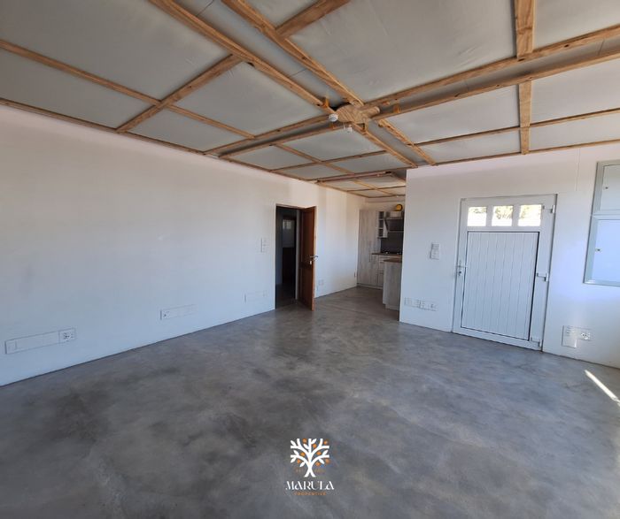 Kleine Kuppe Apartment To Rent: 1 Bed, Open-plan, Secure Living, Utilities Included.