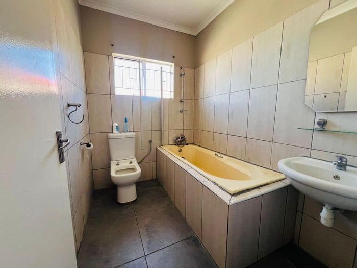 For Sale: Townhouse in Dorado Park with approved plans for a third bedroom.