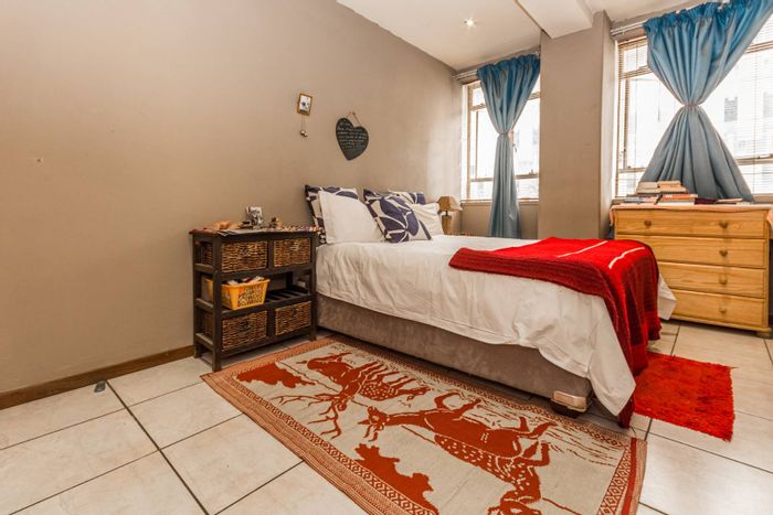 For Sale: Spacious 2-bedroom apartment in Marshalltown with open-plan living and convenient amenities.