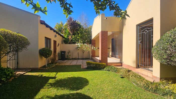 Property #2400663, Townhouse For Sale in Boardwalk Meander