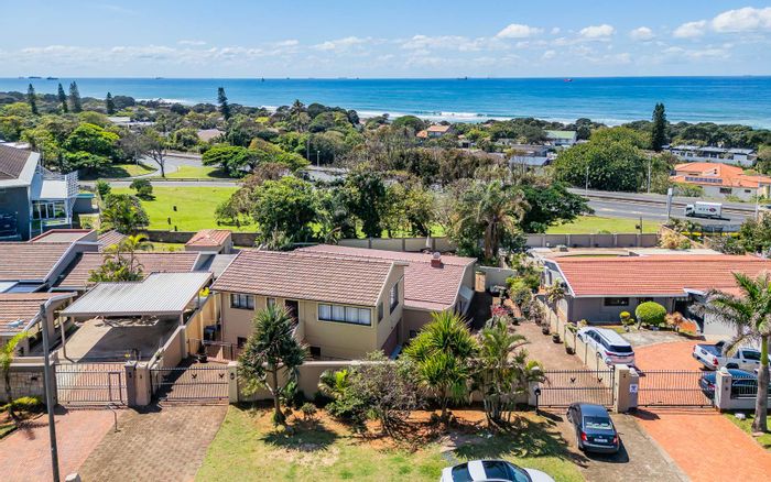 La Lucia Cottage To Rent: Sea views, balcony, secure entry, walk to beach.