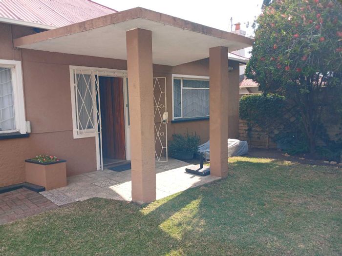 Rosettenville House for Sale: Spacious Family Home with Garden and Income Potential!