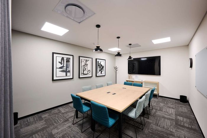 To Rent: Office for 10 in Steyn City with shared amenities and flexible contracts.