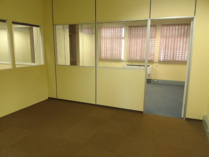 Property #2198109, Office rental monthly in Windhoek Central