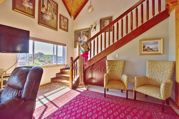 Property #2152934, Penthouse for sale in Swakopmund Central