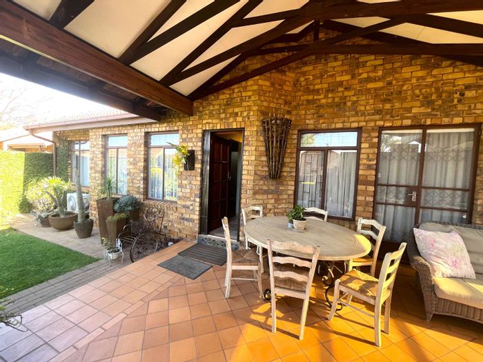 Property for sale to rent Pretoria East Beacon Real Estate