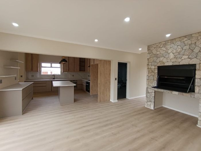 Property #2473017, House For Sale in Rossmund Golf Resort