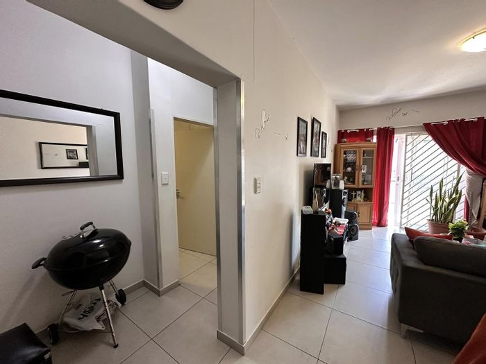 Property #2370963, Townhouse For Sale in Rocky Crest