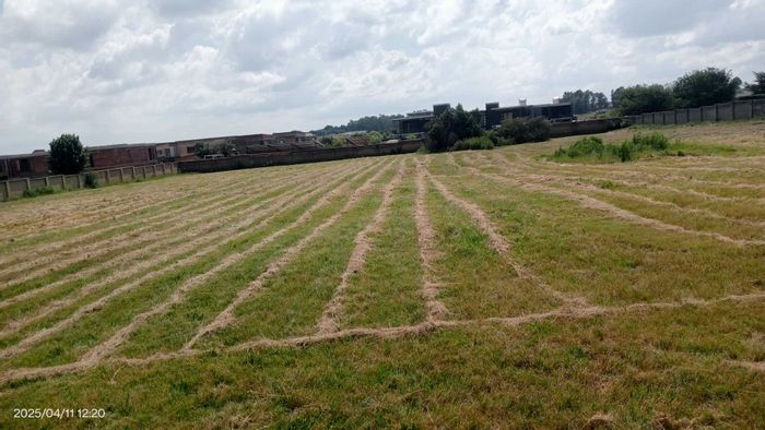 Dunblane Lifestyle & Equestrian Estate: Vacant Land For Sale with horse trails and river.