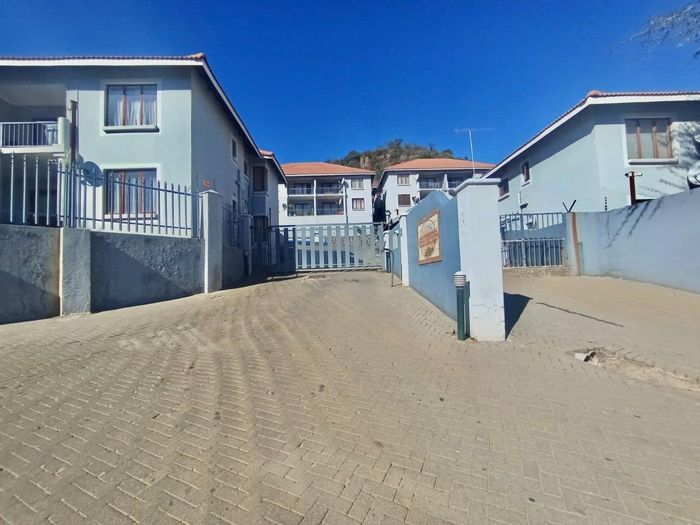 For Sale: Apartment in Winchester Hills with pool, carport, and scenic views.